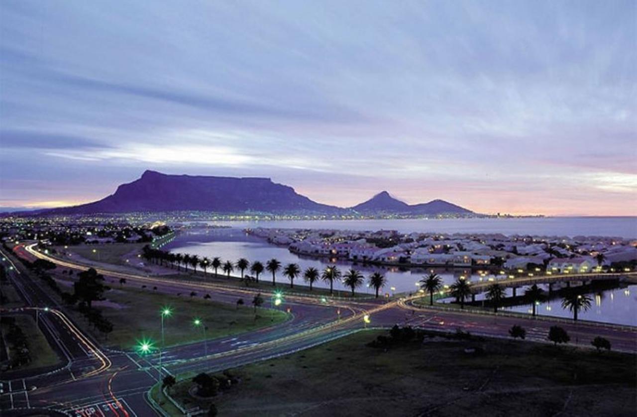 Lagoon Beach 136 By Ctha Apartment Cape Town Exterior photo